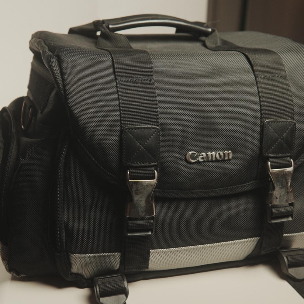 Canon 200DG Deluxe DSLR Camera Bag Black Padded Case